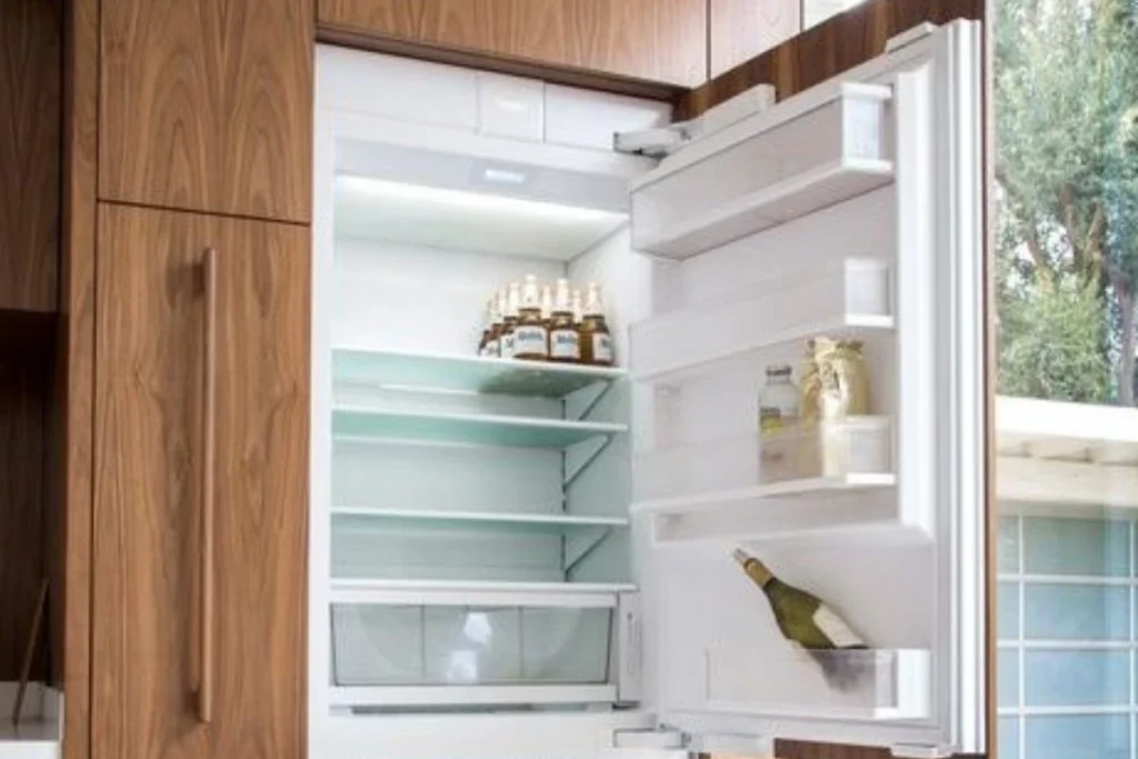 Como Embutir Frigobar